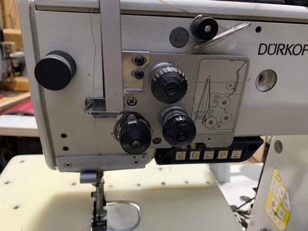 INDUSTRIAL POSTBED SINGLE NEEDLE SEWING MACHINE DURKOPP 768 - Image 3