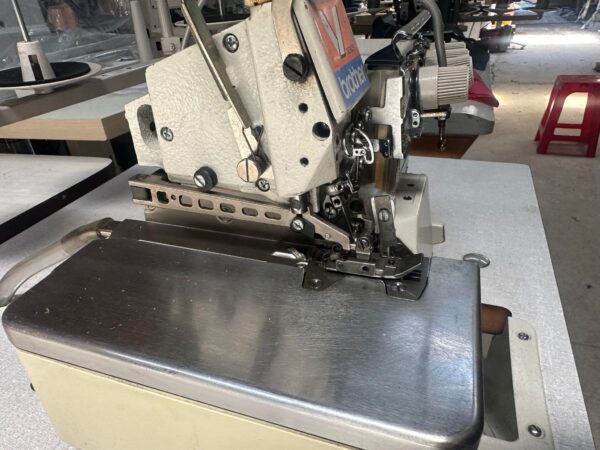 3/5 THREAD BROTHER OVERLOCK SEWING MACHINE - Image 5