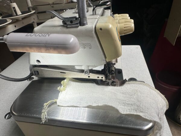 SIRUBA 4 THREAD OVERLOCK SEWING MACHINE - Image 7