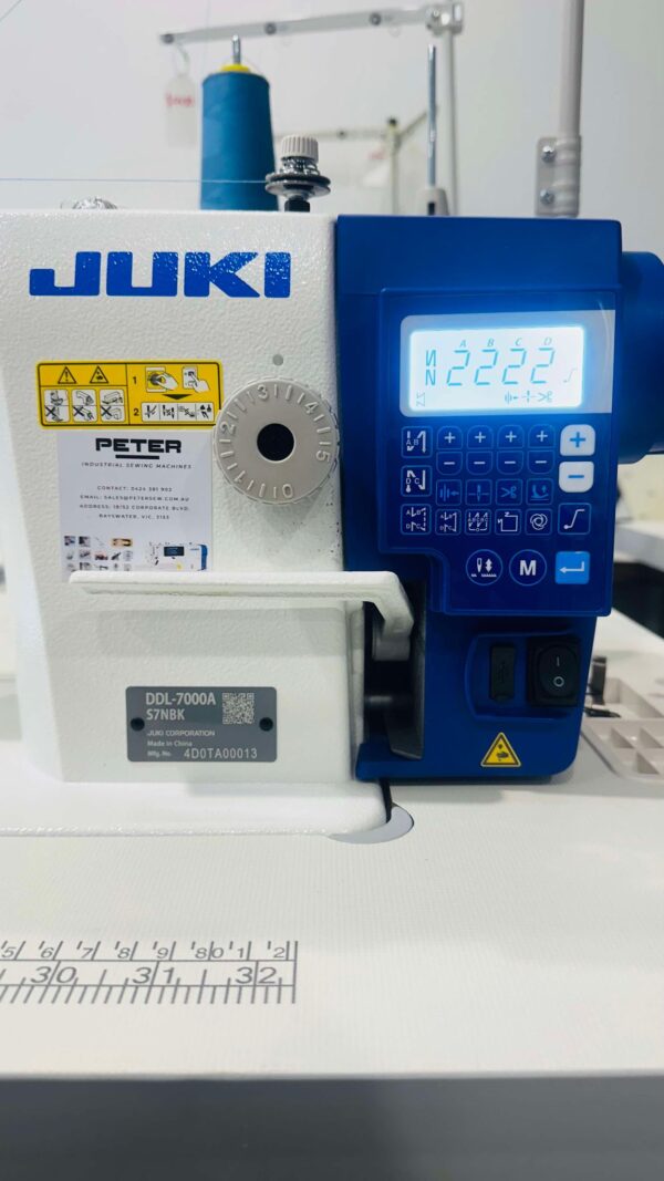 Juki DDL7000AS7NB AUTOMATIC SEWING MACHINE - Image 4