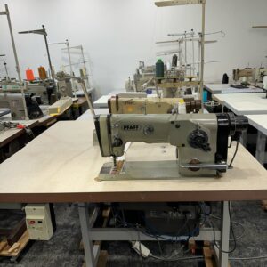 Heavy duty zigzag PFAFF 483 sewing machine for garment